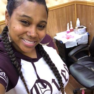 Meet your Posher, Eva